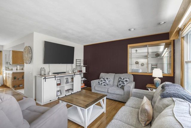 487 W Main Street, Evansville, WI 53536