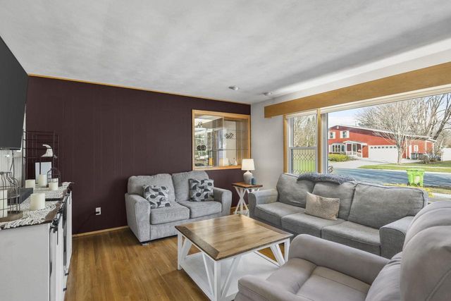 487 W Main Street, Evansville, WI 53536