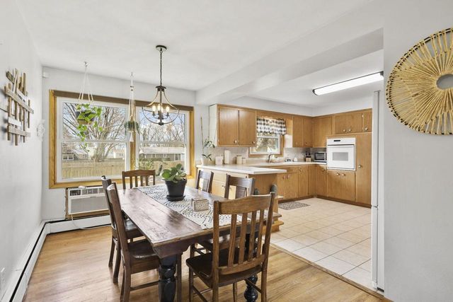 487 W Main Street, Evansville, WI 53536