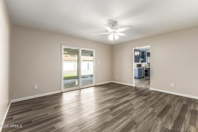 5726 W FRIER Drive, Glendale, AZ 85301