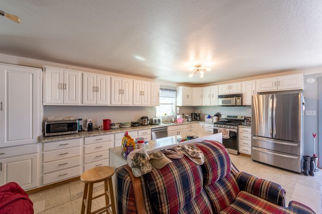 147 Lago Dr, Sandia, TX 78383