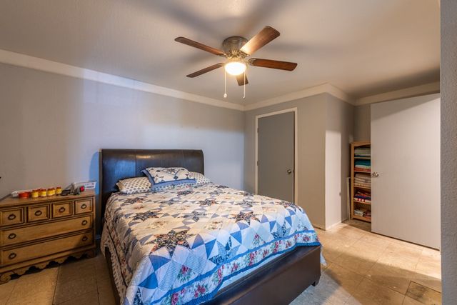 147 Lago Dr, Sandia, TX 78383