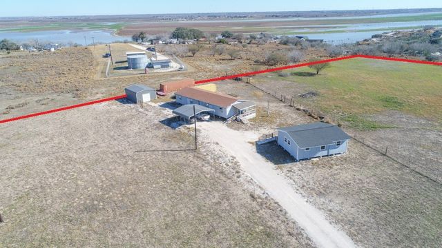 147 Lago Dr, Sandia, TX 78383