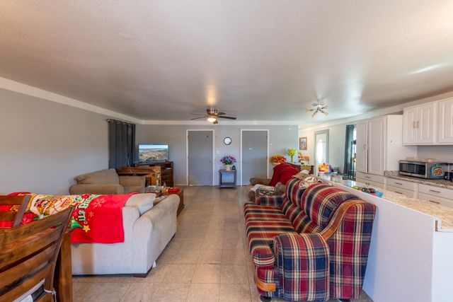 147 Lago Dr, Sandia, TX 78383