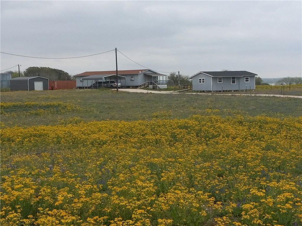 147 Lago Dr, Sandia, TX 78383