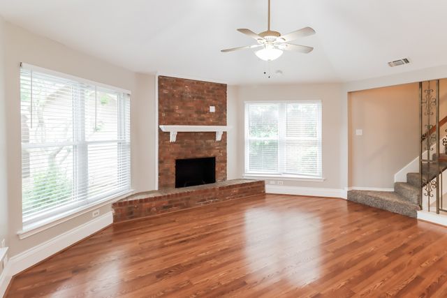 1105 Carrington Court, Irving, TX 75060