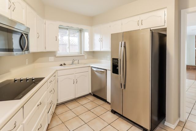 1105 Carrington Court, Irving, TX 75060