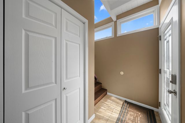 1740 Holiday Drive, Lake Holiday, IL 60548