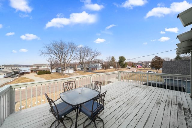 1740 Holiday Drive, Lake Holiday, IL 60548