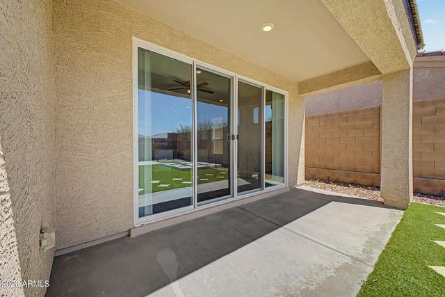 2011 W YELLOWBIRD Lane, Phoenix, AZ 85085