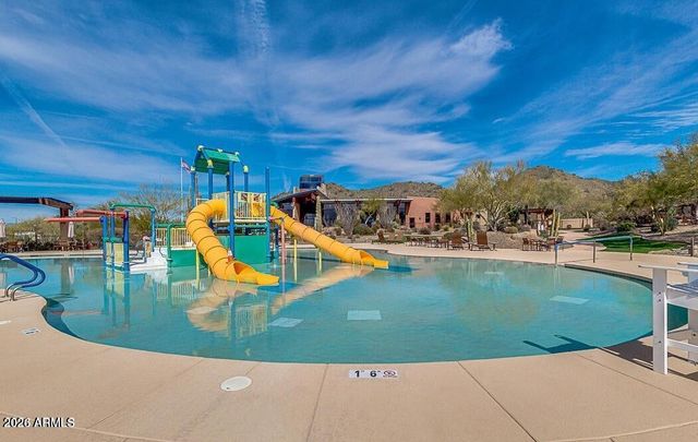 2011 W YELLOWBIRD Lane, Phoenix, AZ 85085