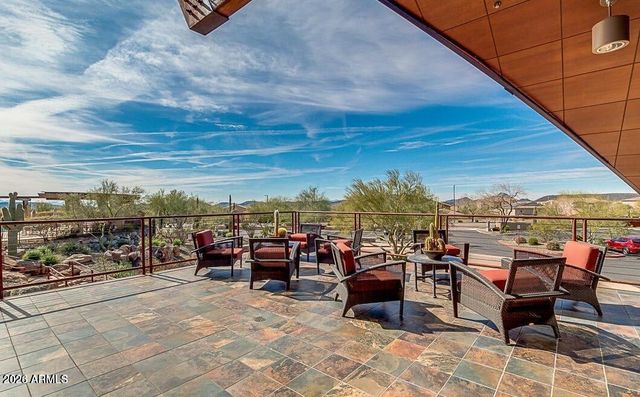 2011 W YELLOWBIRD Lane, Phoenix, AZ 85085