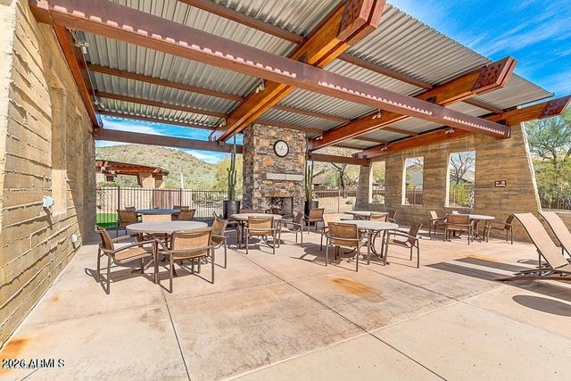 2011 W YELLOWBIRD Lane, Phoenix, AZ 85085