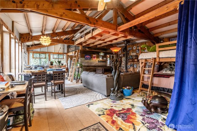 5450 Reese Hill Road, Sumas, WA 98295