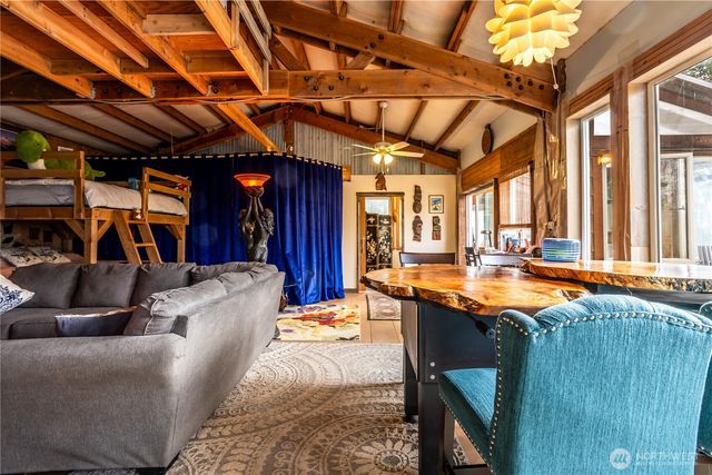 5450 Reese Hill Road, Sumas, WA 98295