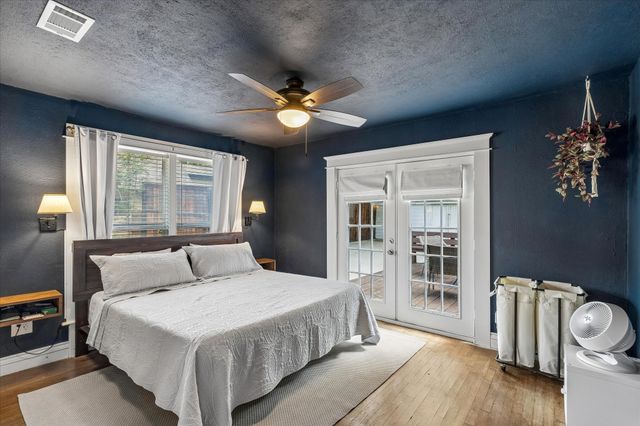 3821 W 5th Street, Fort Worth, TX 76107
