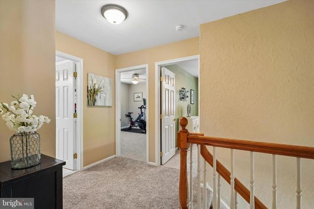 2027 WISTERIA LN, Lafayette Hill, PA 19444