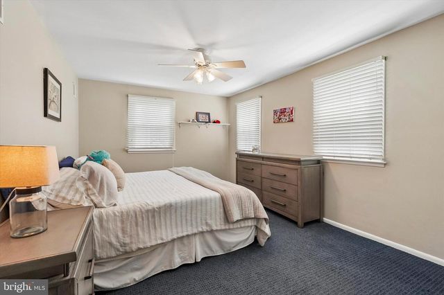 2027 WISTERIA LN, Lafayette Hill, PA 19444