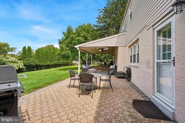 2027 WISTERIA LN, Lafayette Hill, PA 19444