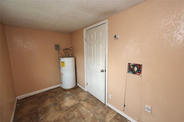 5410 Avenue M, Galveston, TX 77551