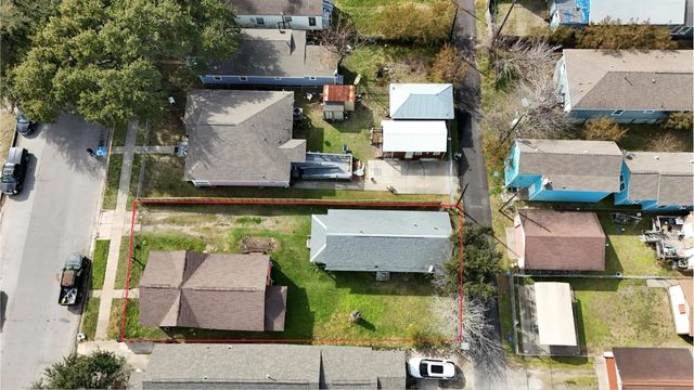 5410 Avenue M, Galveston, TX 77551