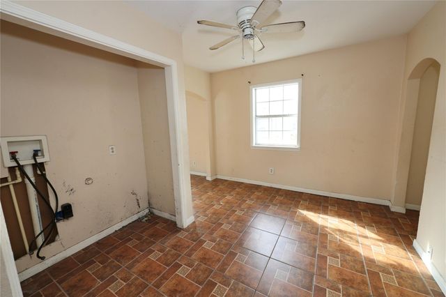 5410 Avenue M, Galveston, TX 77551