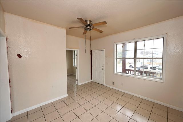 5410 Avenue M, Galveston, TX 77551