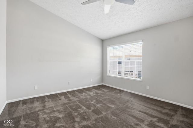 8078 Windham Lake Way, Indianapolis, IN 46214