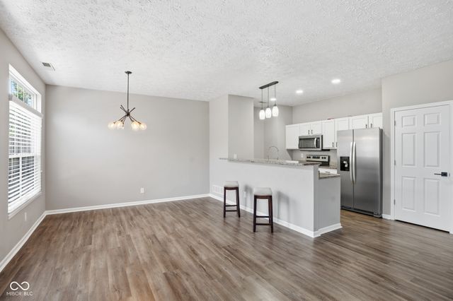 8078 Windham Lake Way, Indianapolis, IN 46214