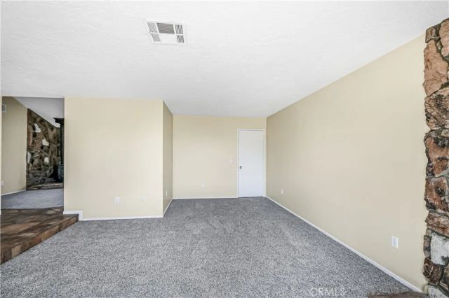 11694 Pepper Street, Hesperia, CA 92345