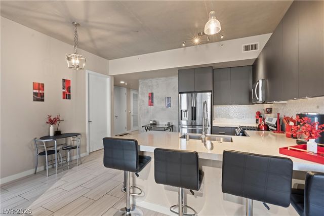 353 East Bonneville Avenue 385, Las Vegas, NV 89101