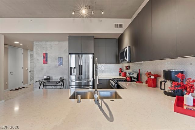 353 East Bonneville Avenue 385, Las Vegas, NV 89101