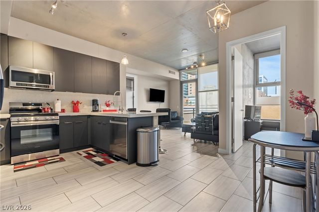 353 East Bonneville Avenue 385, Las Vegas, NV 89101