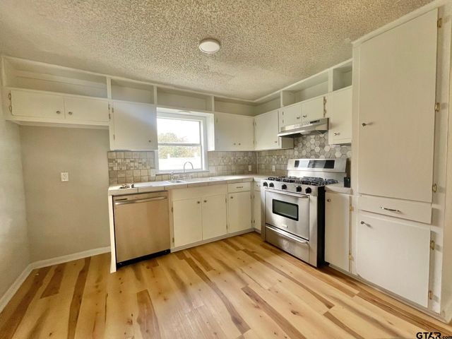 13800 CR 220, Tyler, TX 75707