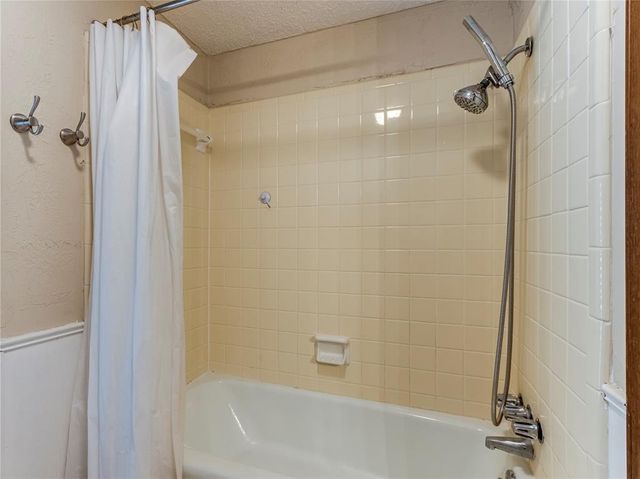 605 Park Drive, Yukon, OK 73099