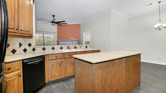 2909 Wilsonwood Way S, Sherman, TX 75092