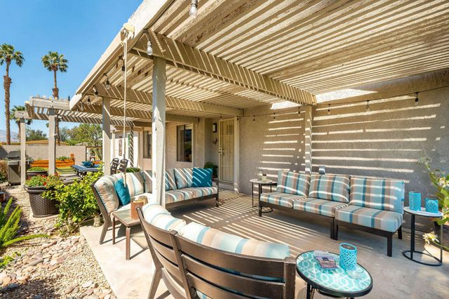 74585 Stage Line Drive, Thousand Palms, CA 92276