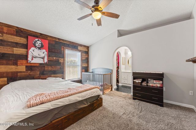 6672 GENTLE OAKS Drive W, Jacksonville, FL 32244