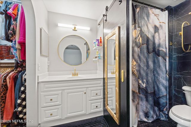 6672 GENTLE OAKS Drive W, Jacksonville, FL 32244