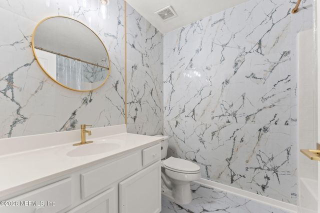 6672 GENTLE OAKS Drive W, Jacksonville, FL 32244