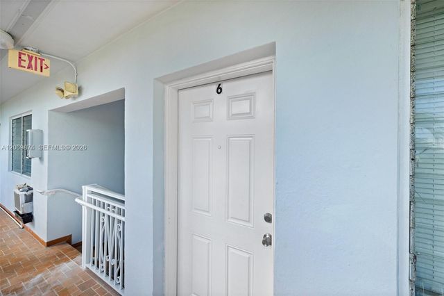 7721 Dickens Avenue 6, Miami Beach, FL 33141