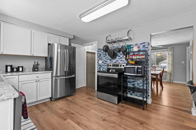 929 HARDING STREET, Menasha, WI 54952