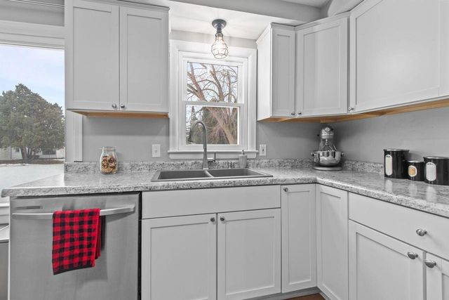 929 HARDING STREET, Menasha, WI 54952