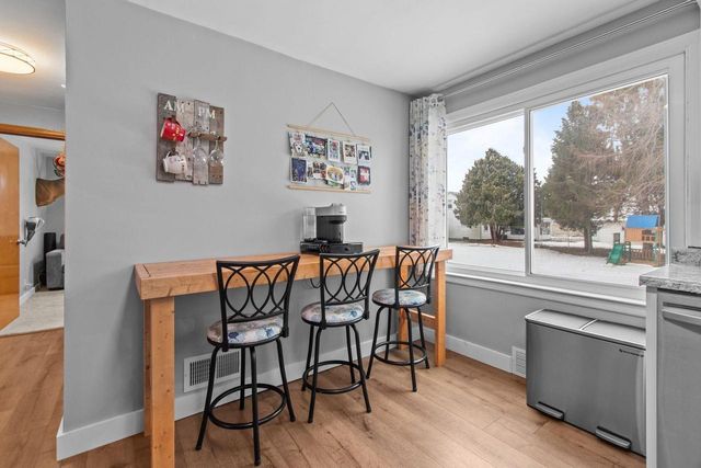 929 HARDING STREET, Menasha, WI 54952