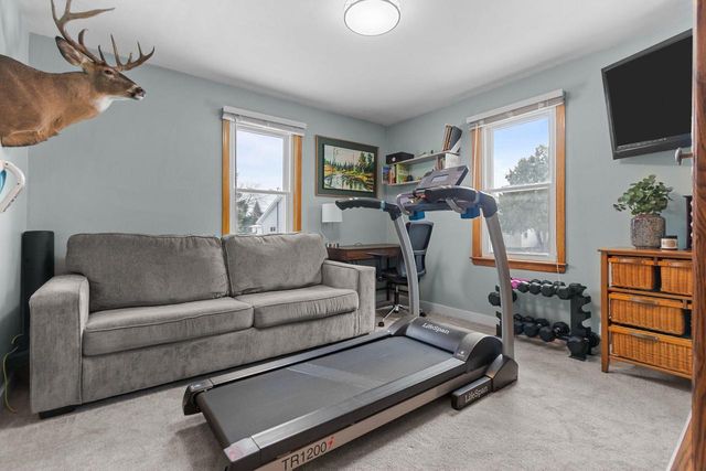 929 HARDING STREET, Menasha, WI 54952