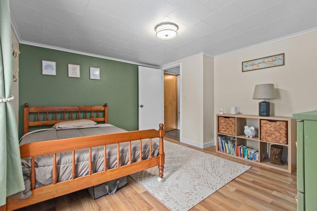 929 HARDING STREET, Menasha, WI 54952