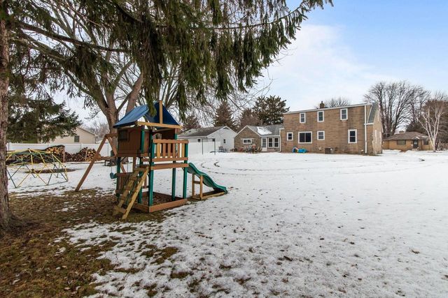 929 HARDING STREET, Menasha, WI 54952