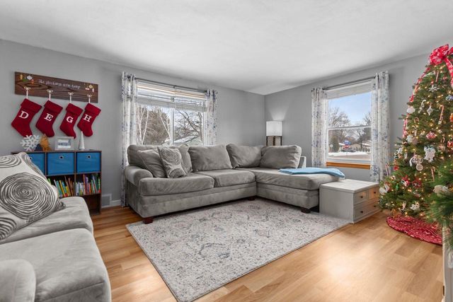 929 HARDING STREET, Menasha, WI 54952