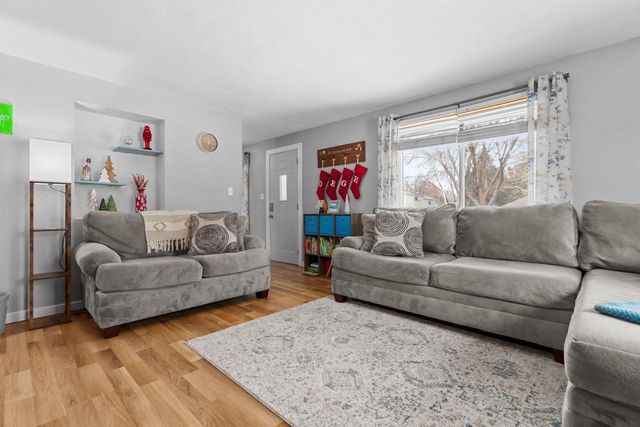 929 HARDING STREET, Menasha, WI 54952