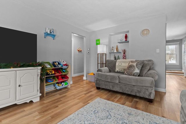 929 HARDING STREET, Menasha, WI 54952